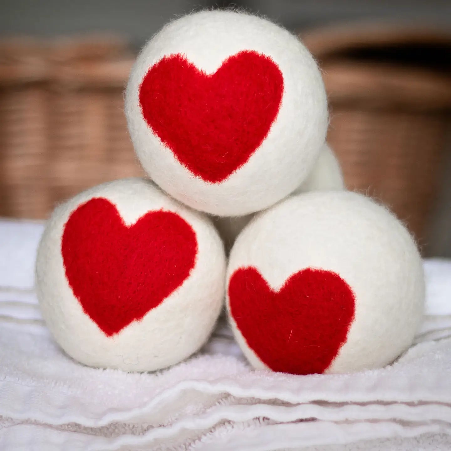 Friendsheep One Love Eco Wool Dryer Ball (RED HEART)