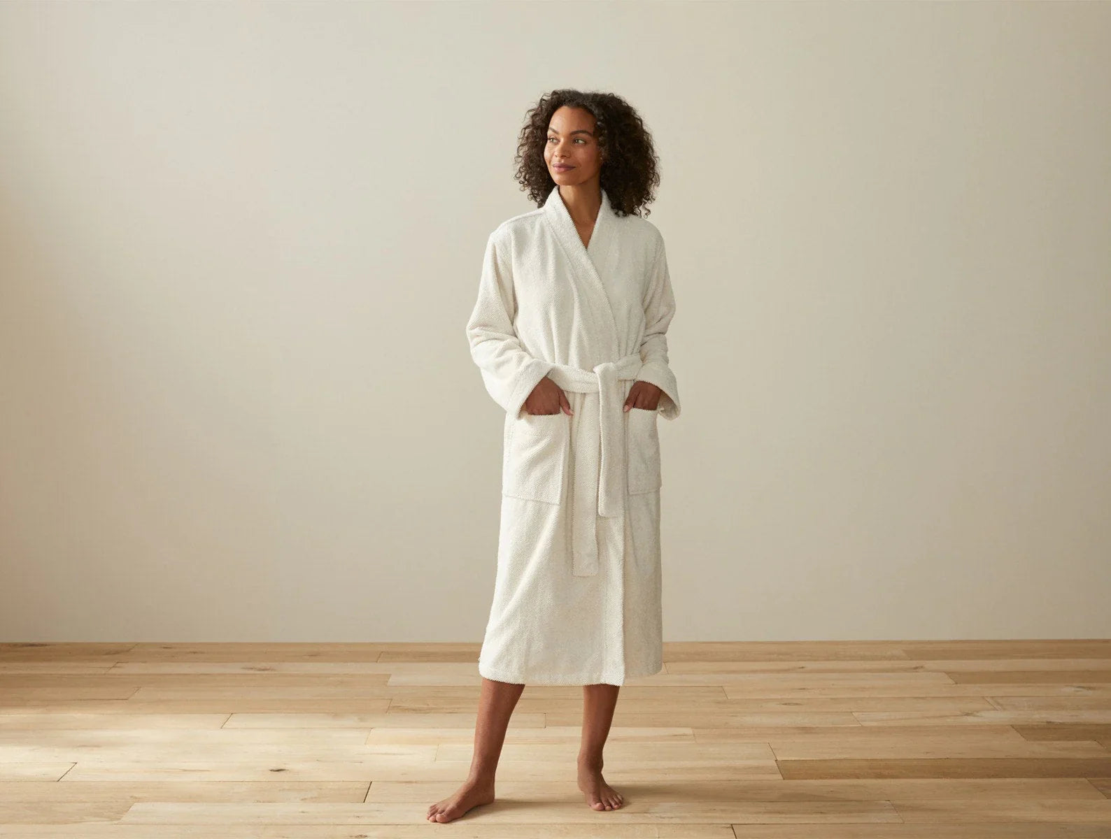 Coyuchi Alpine White Unisex Organic Waffle Robe