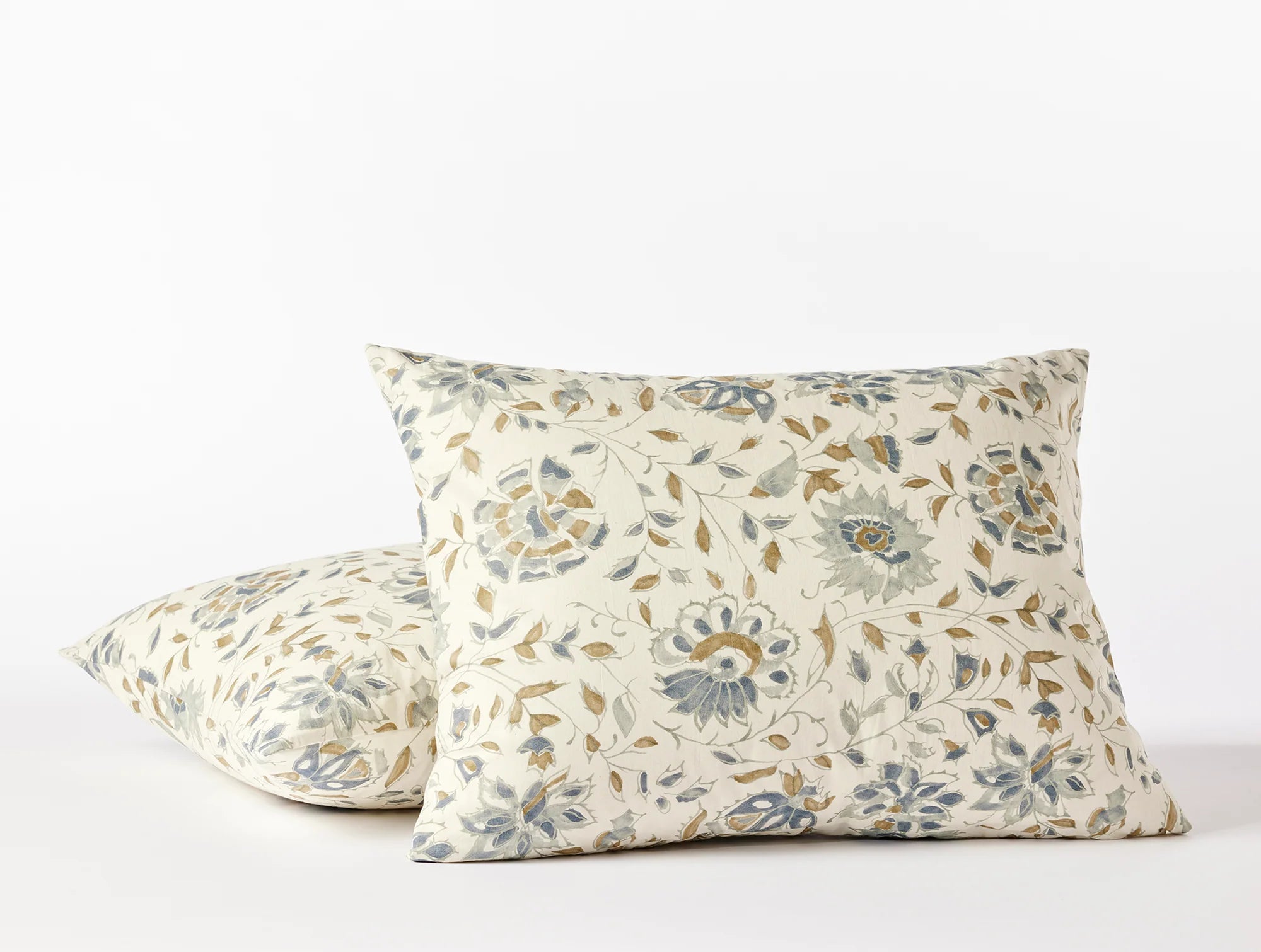 Coyuchi Standard Sham Undyed w Lagoon Coyuchi + Rejuvination Flora Organic Print Duvet Cover