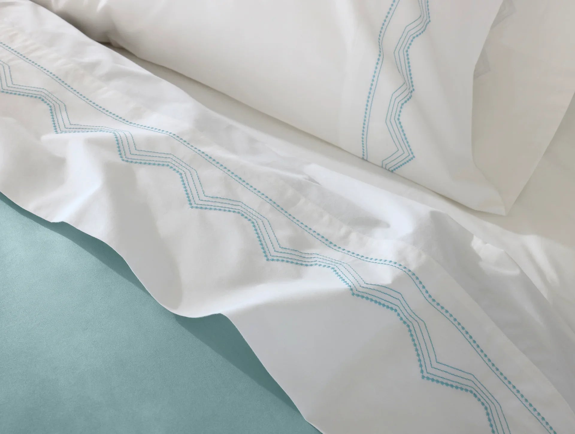 Coyuchi Alpine White Vista Embroidered Organic Percale Sheet Set