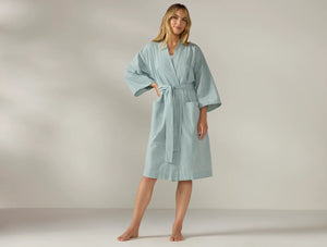 Coyuchi Surf Chambray Women's Isla Organic Cotton Robe