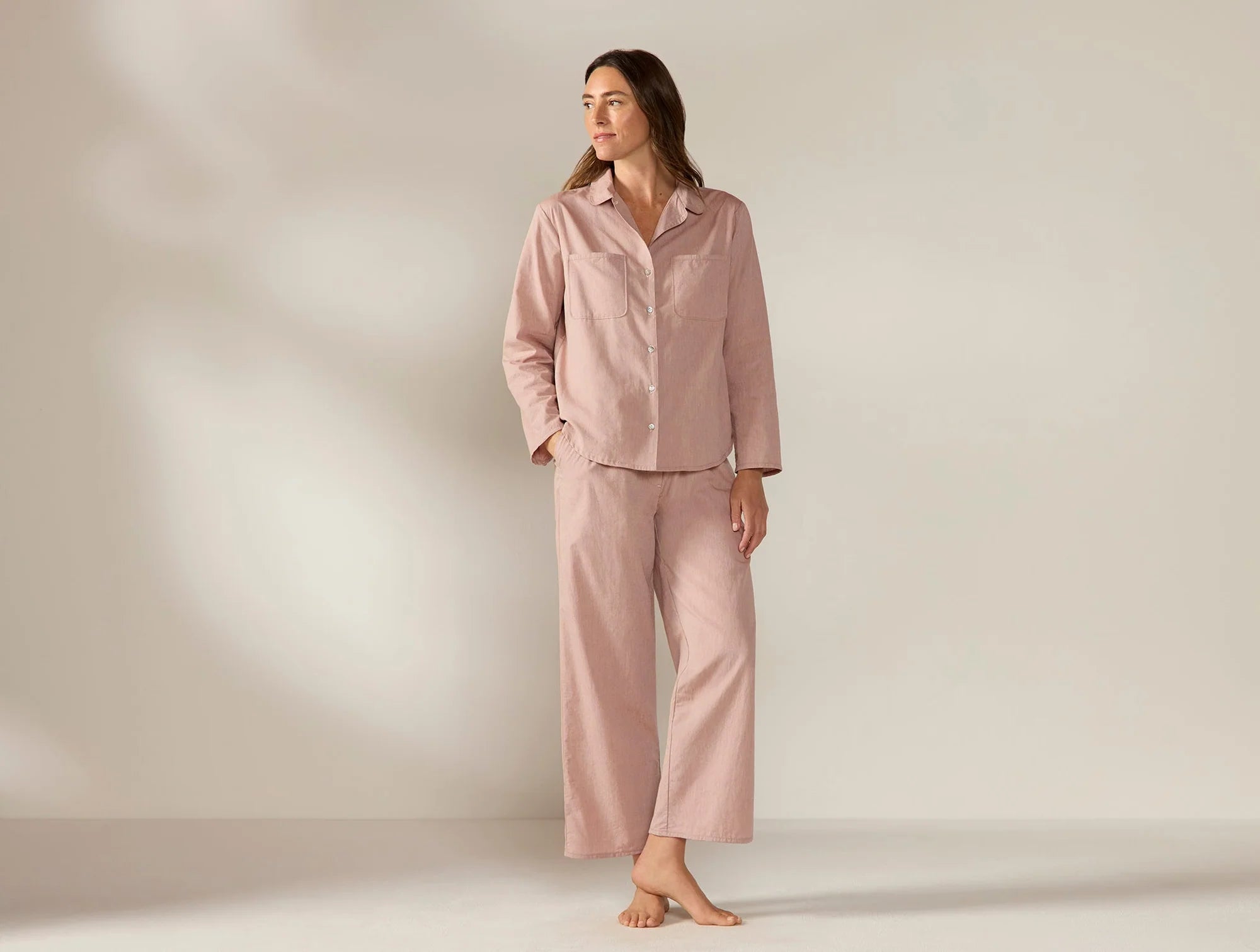 Coyuchi Medium Praline Chambray Women's Isla Organic Cotton Long Sleeve Pajama Set