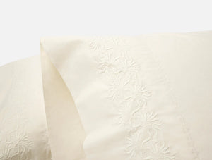 Coyuchi California King Undyed Lily Refined Organic Percale Sheet Set