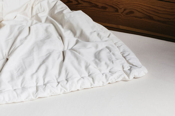 5 Reasons Why a Wool Comforter is Better Than Down
