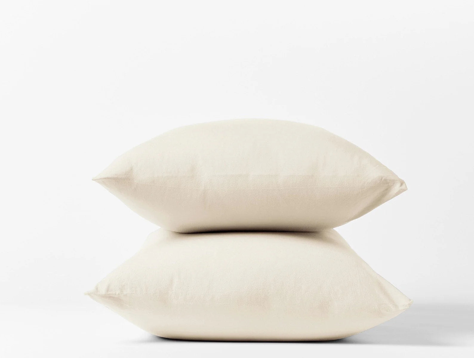 Coyuchi Standard Queen Pillowcase Set Undyed Organic Crinkled Percale Sheet Set