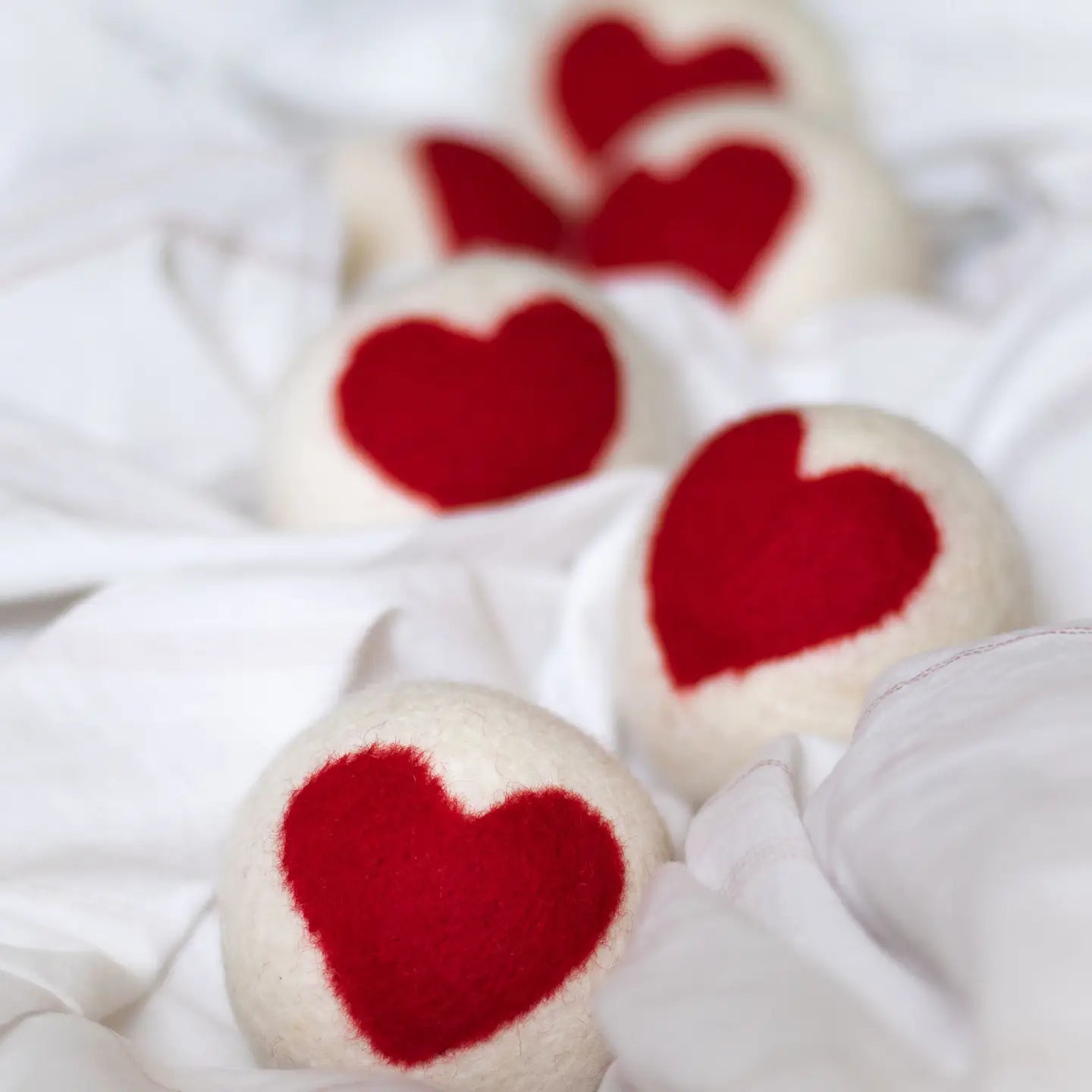 Friendsheep One Love Eco Wool Dryer Ball (RED HEART)