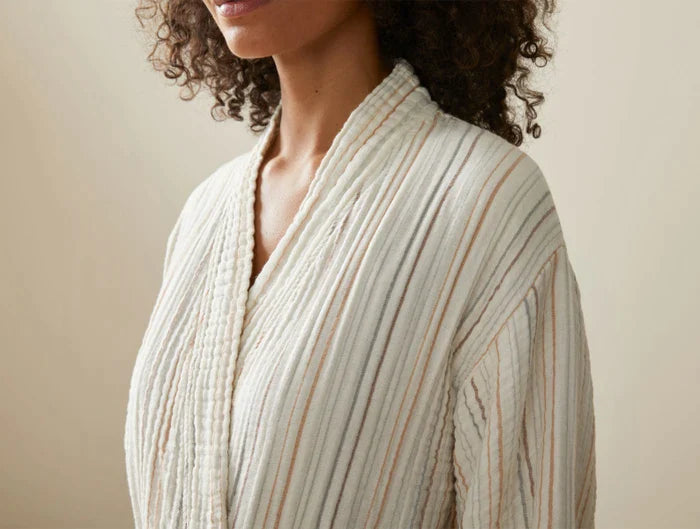 Coyuchi Womens' Matelassé Organic Robe