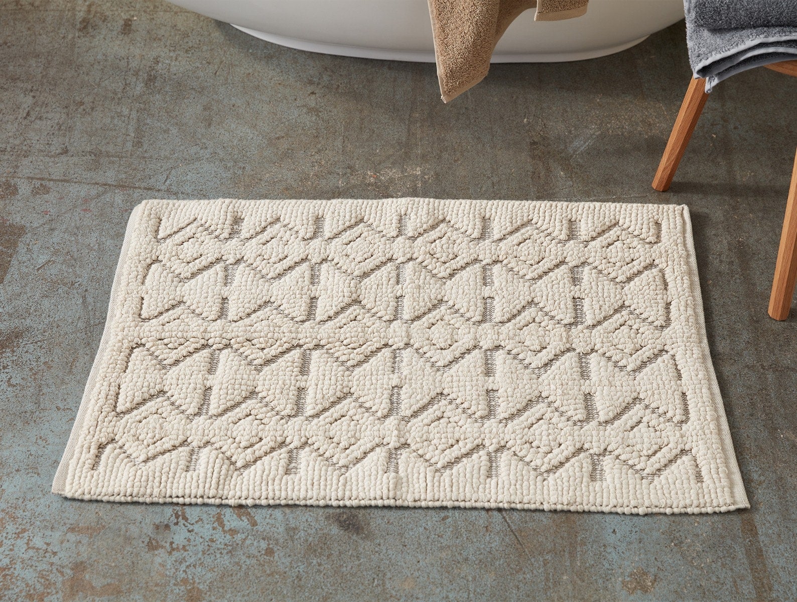 Coyuchi Mosaic Canyon Organic Bath Rug